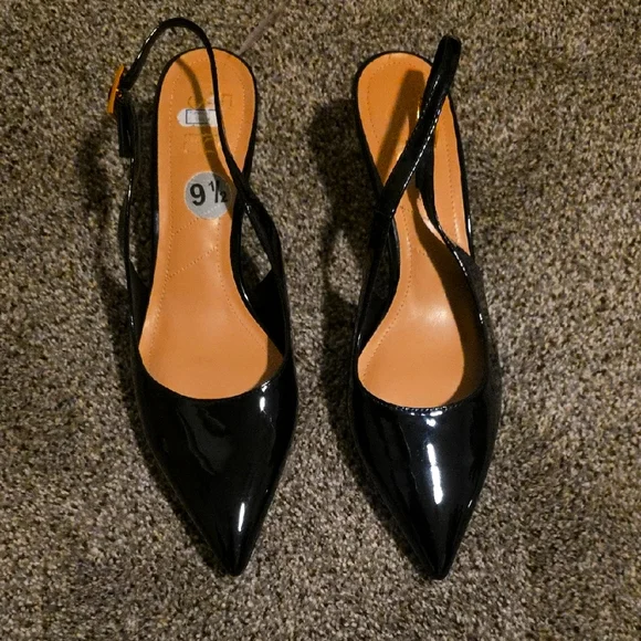 Pre-loved Franco Sarto Black Kitten Heels Sz 9.5 - Picture 1 of 6